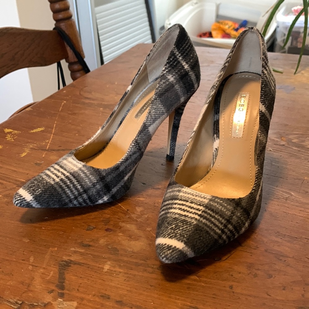 BCBG heels